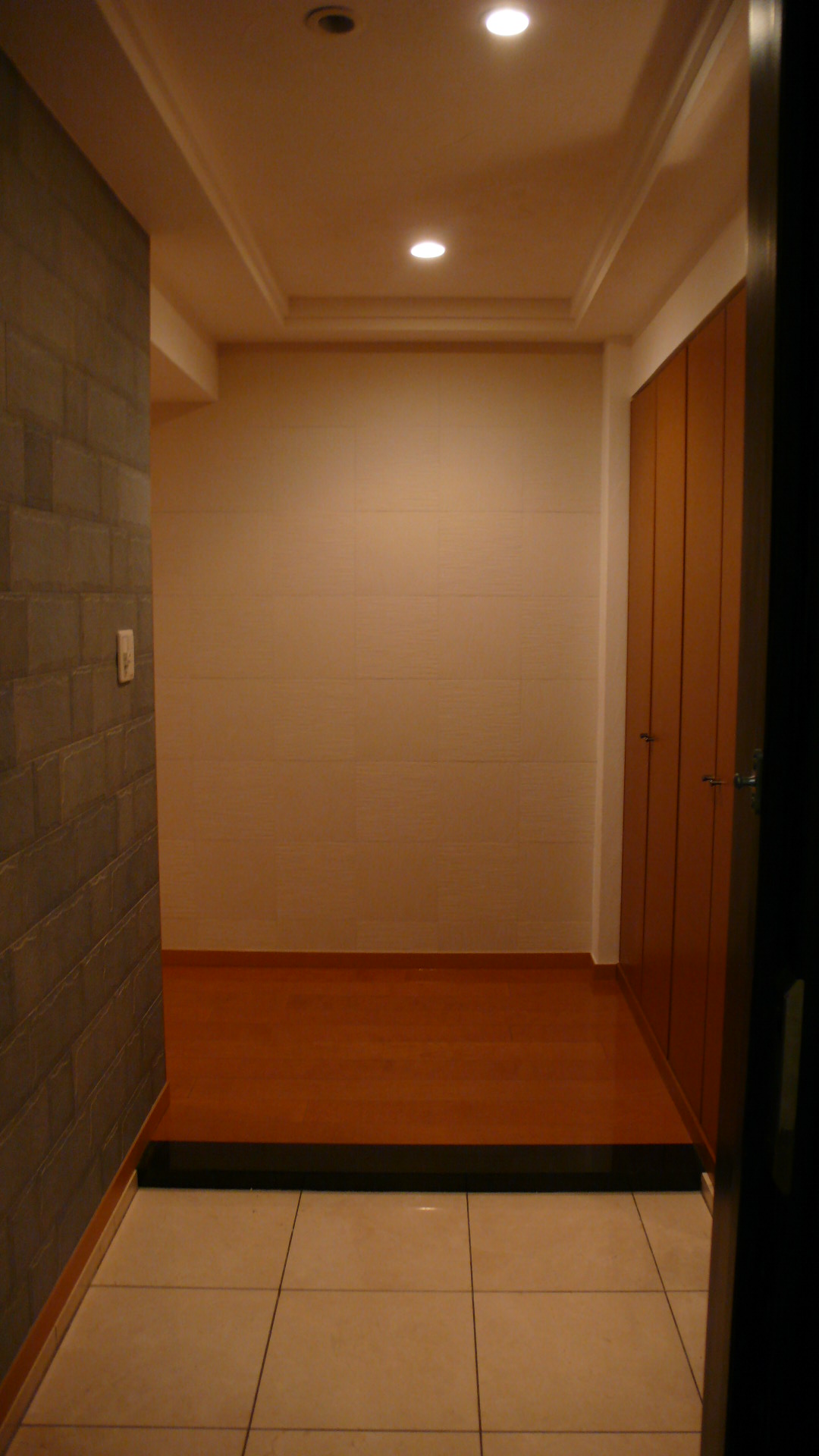 マンションを漆喰の塗り壁にリフォームすることとは Blog 熟練の技術でスイス漆喰の塗り壁を施工する東京 葛飾の左官工事会社 八幡工業
