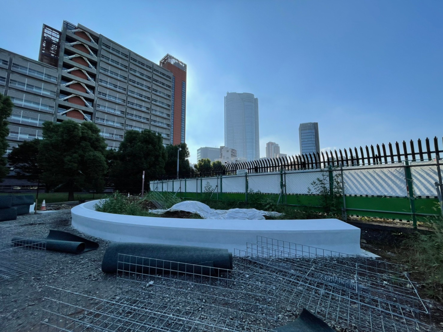 でっか~~~い!!! 研ぎ出しのベンチ | 左官事例 | 熟練の技術で でっか~~~い!!! 研ぎ出しのベンチ | 左官事例 | 熟練の技術で