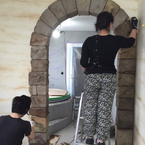 造形のアーチ 制作中