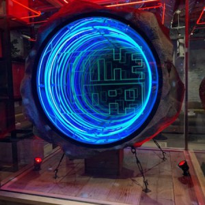 バーのネオンサイン造形